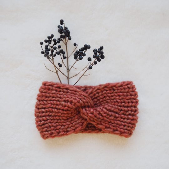 Čelenka Ščipalka s alpakou - cihlová